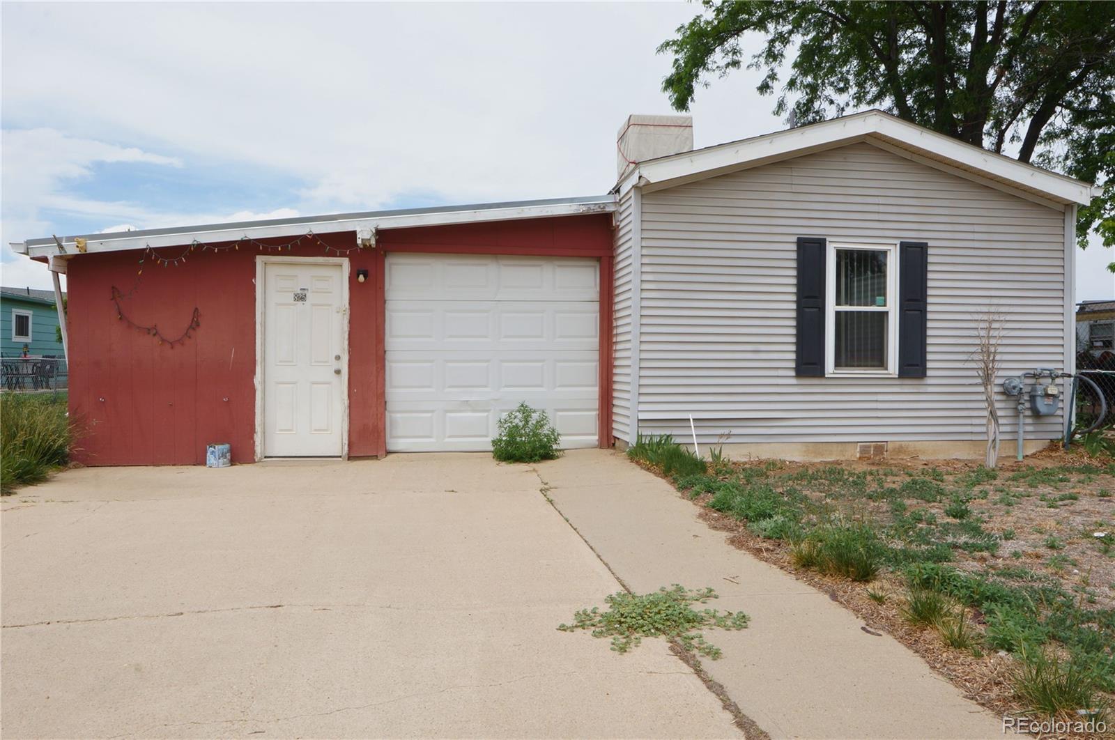 825 Glen Ayre St, Dacono, CO 80514