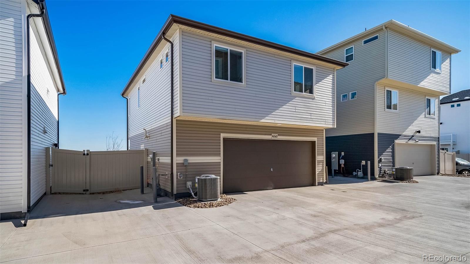 46559 Gold Prairie Dr, Bennett, CO 80102