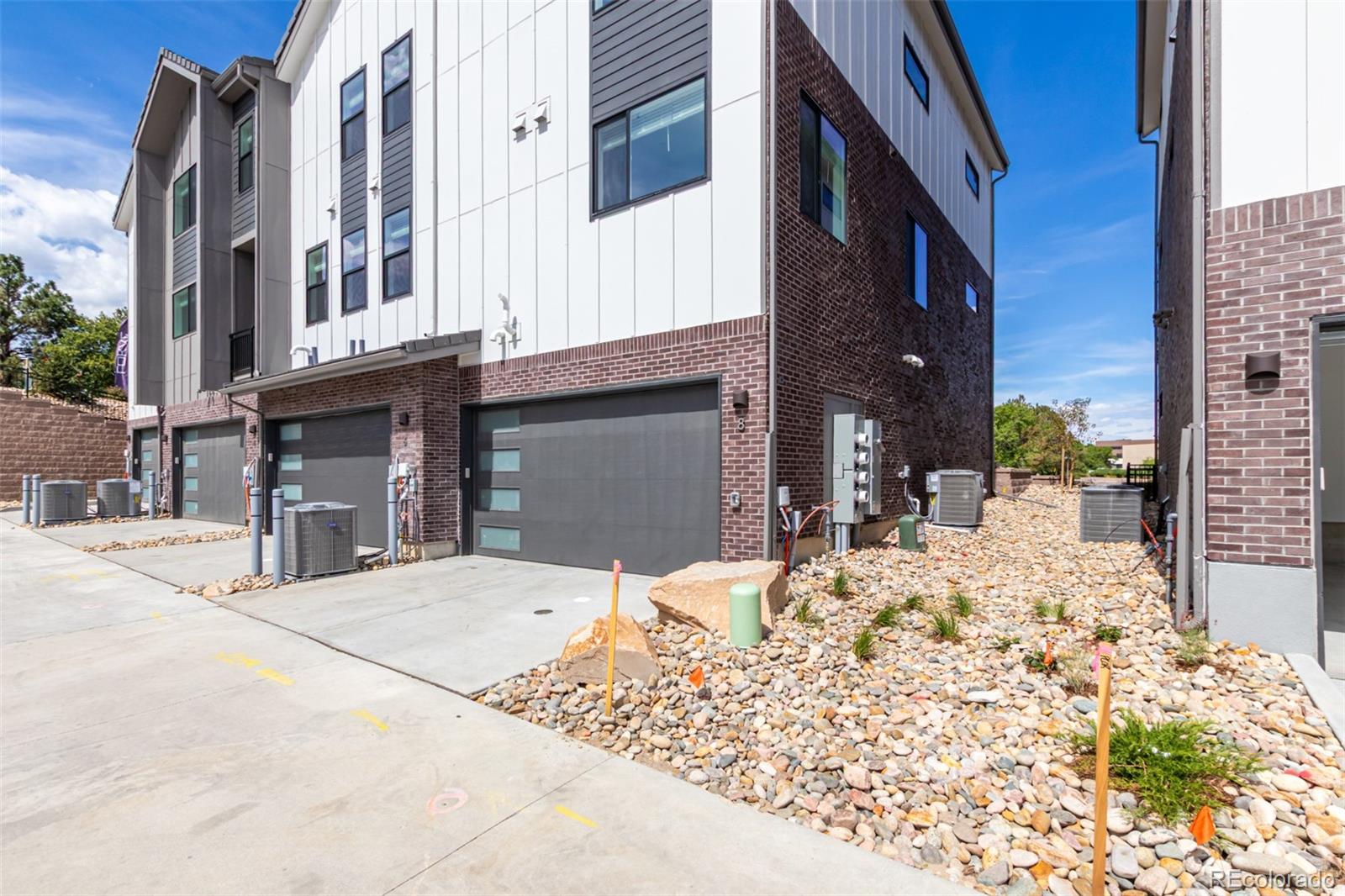 35 Ascent Trl, Englewood, CO 80112