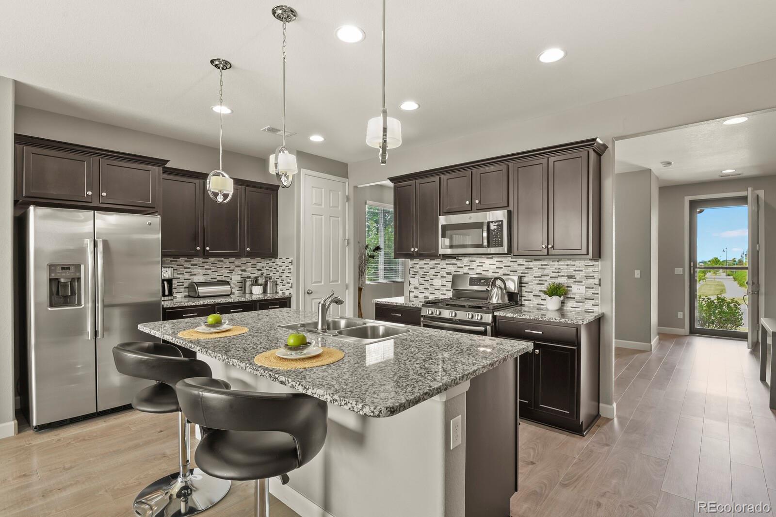 25524 E Byers Dr, Aurora, CO 80018