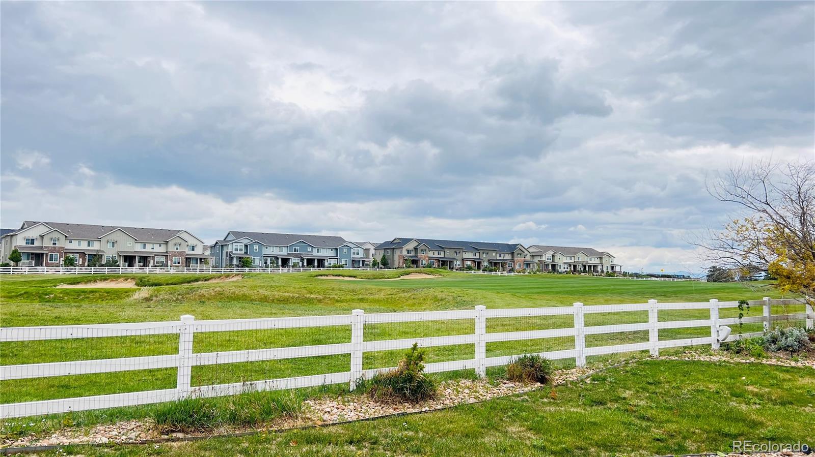 1669 S De Gaulle Way, Aurora, CO 80018