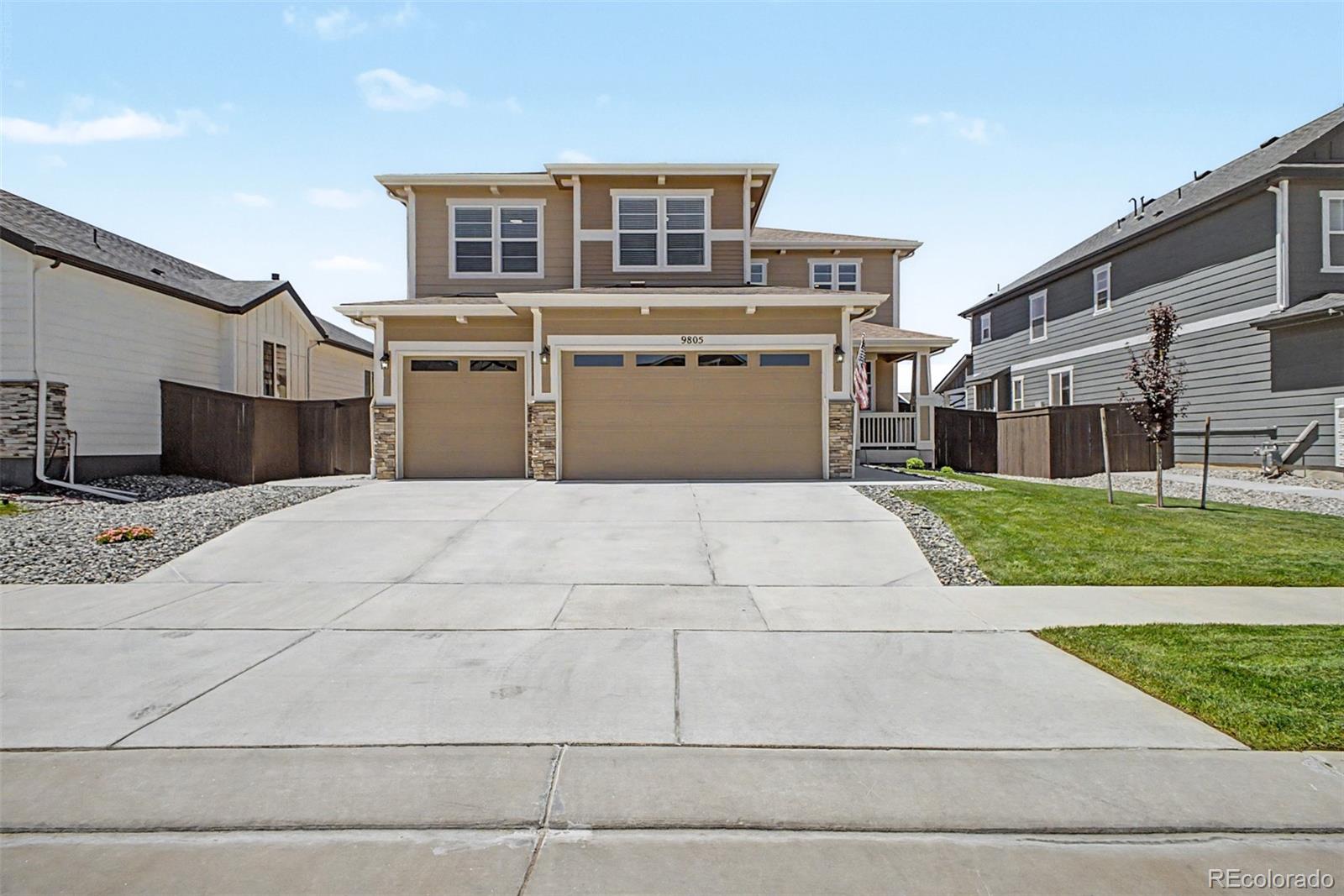 9805 Ceylon Ct, Commerce City, CO 80022