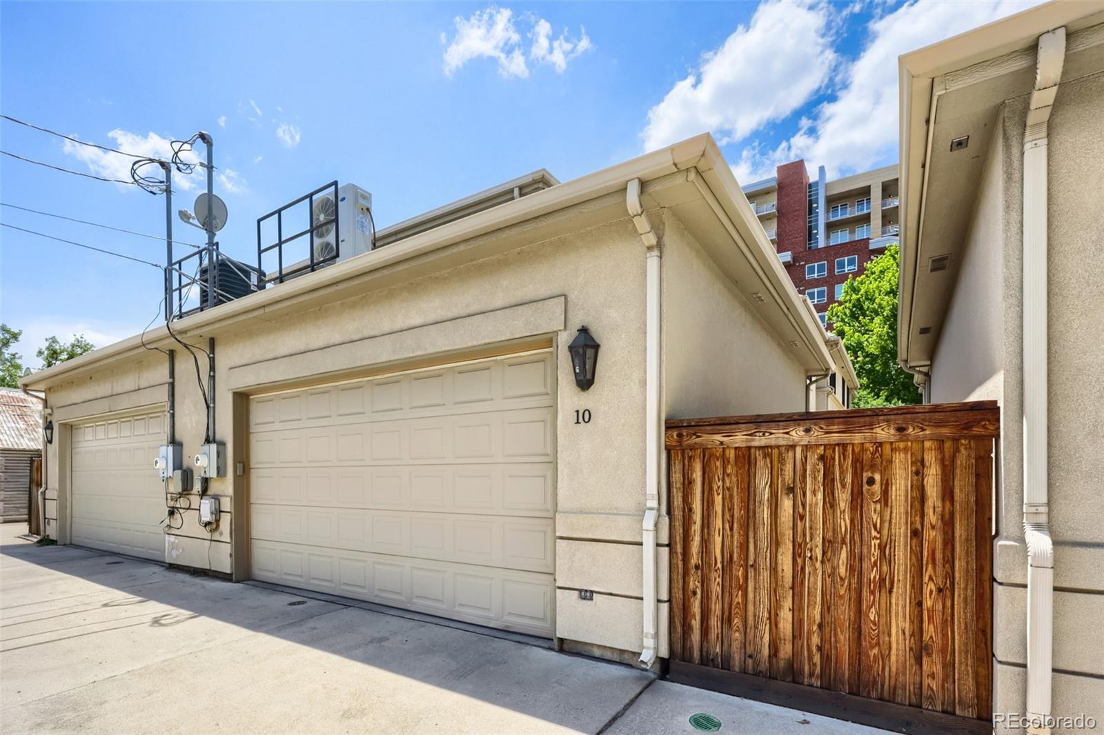 10 S Madison St, Denver, CO 80209
