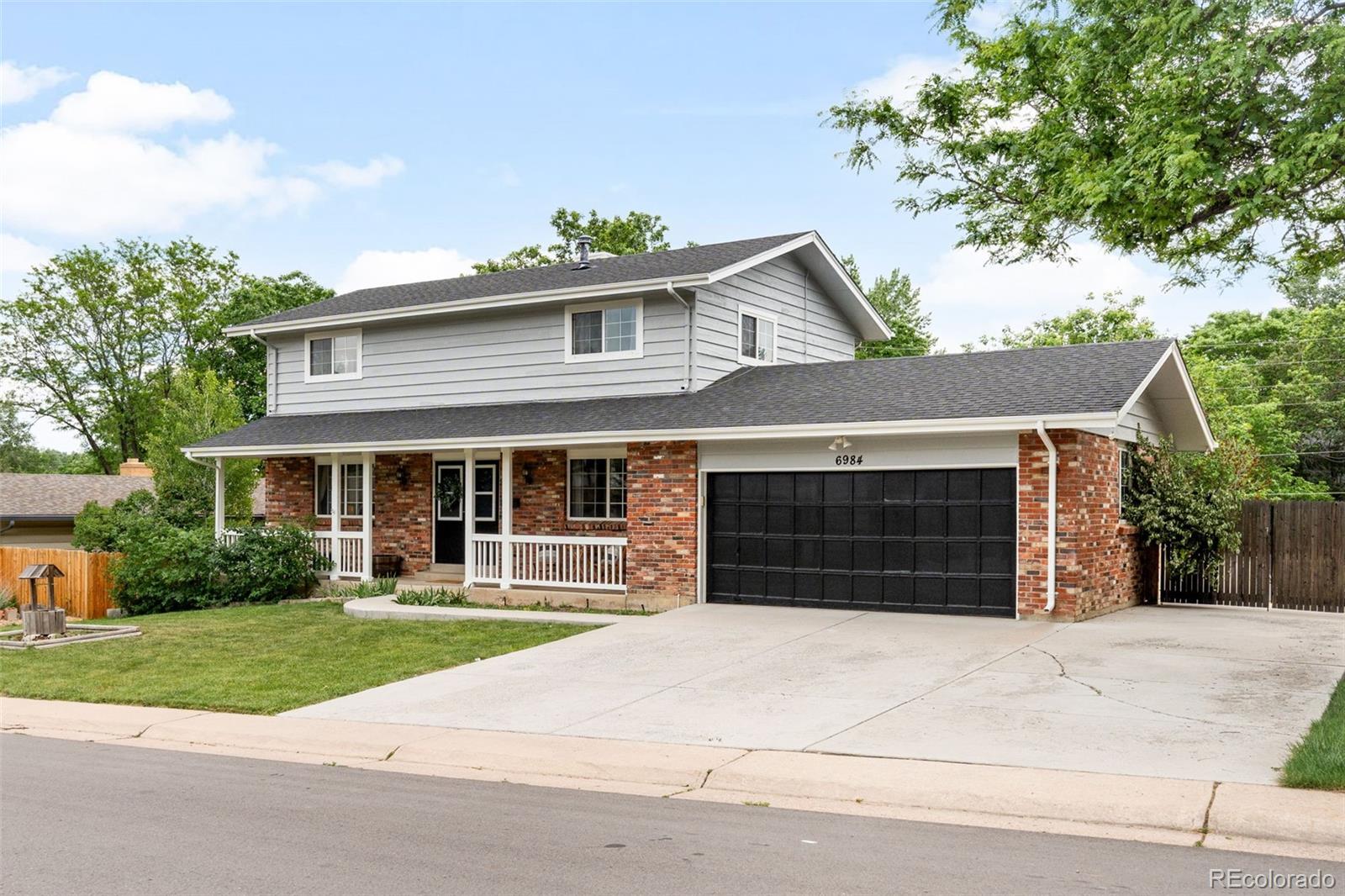 6984 S Spruce Dr, Centennial, CO 80112