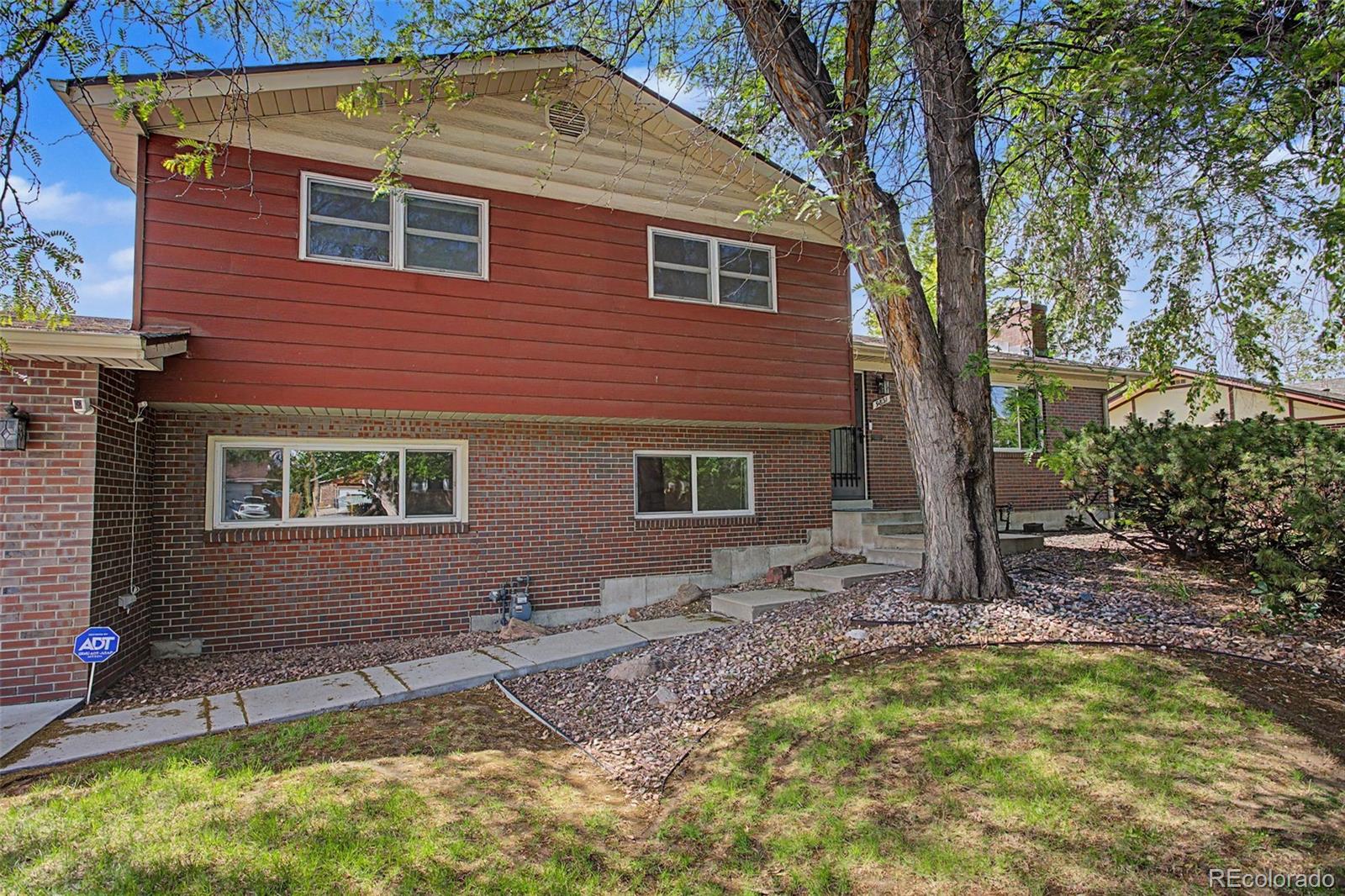 9831 Melody Dr, Northglenn, CO 80260
