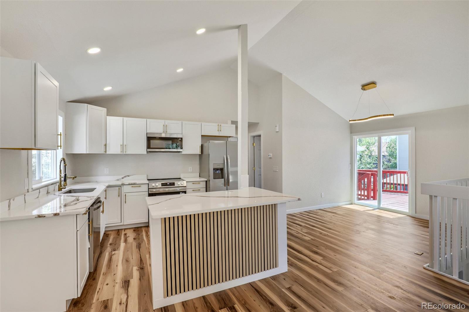 4852 S Salida Ct, Aurora, CO 80015