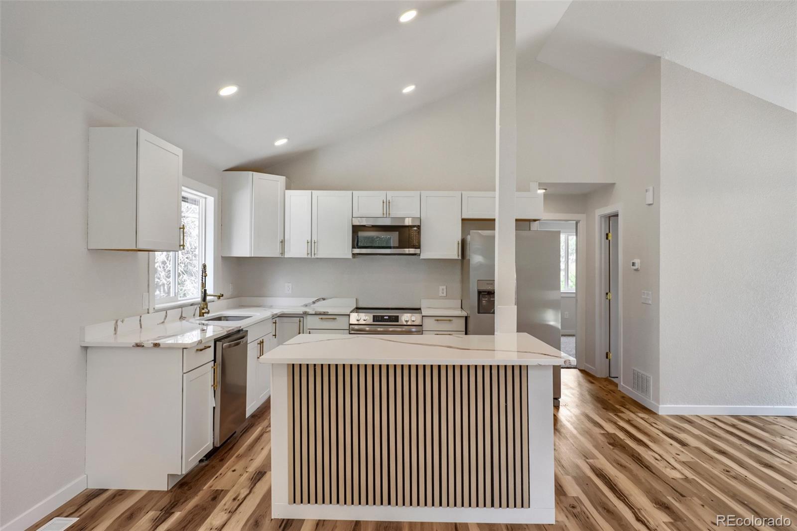 4852 S Salida Ct, Aurora, CO 80015