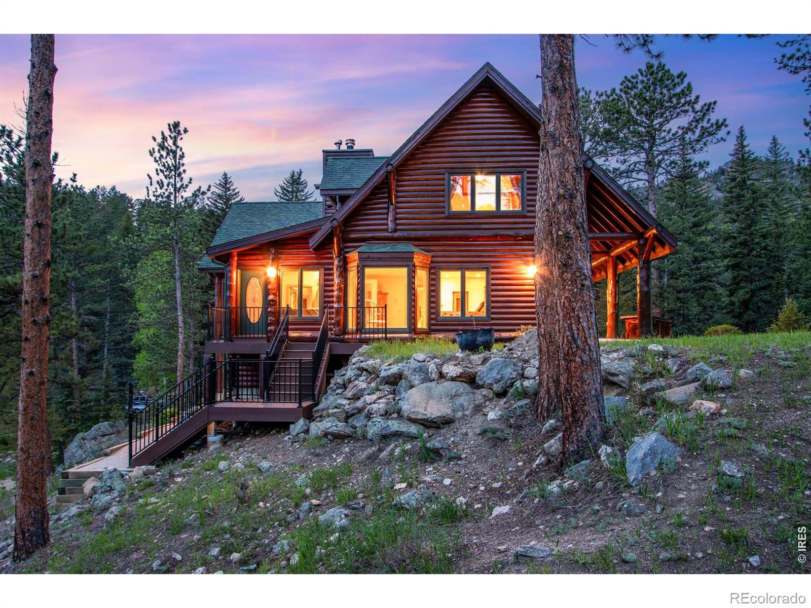 59 High Point Dr, Glen Haven, CO 80532