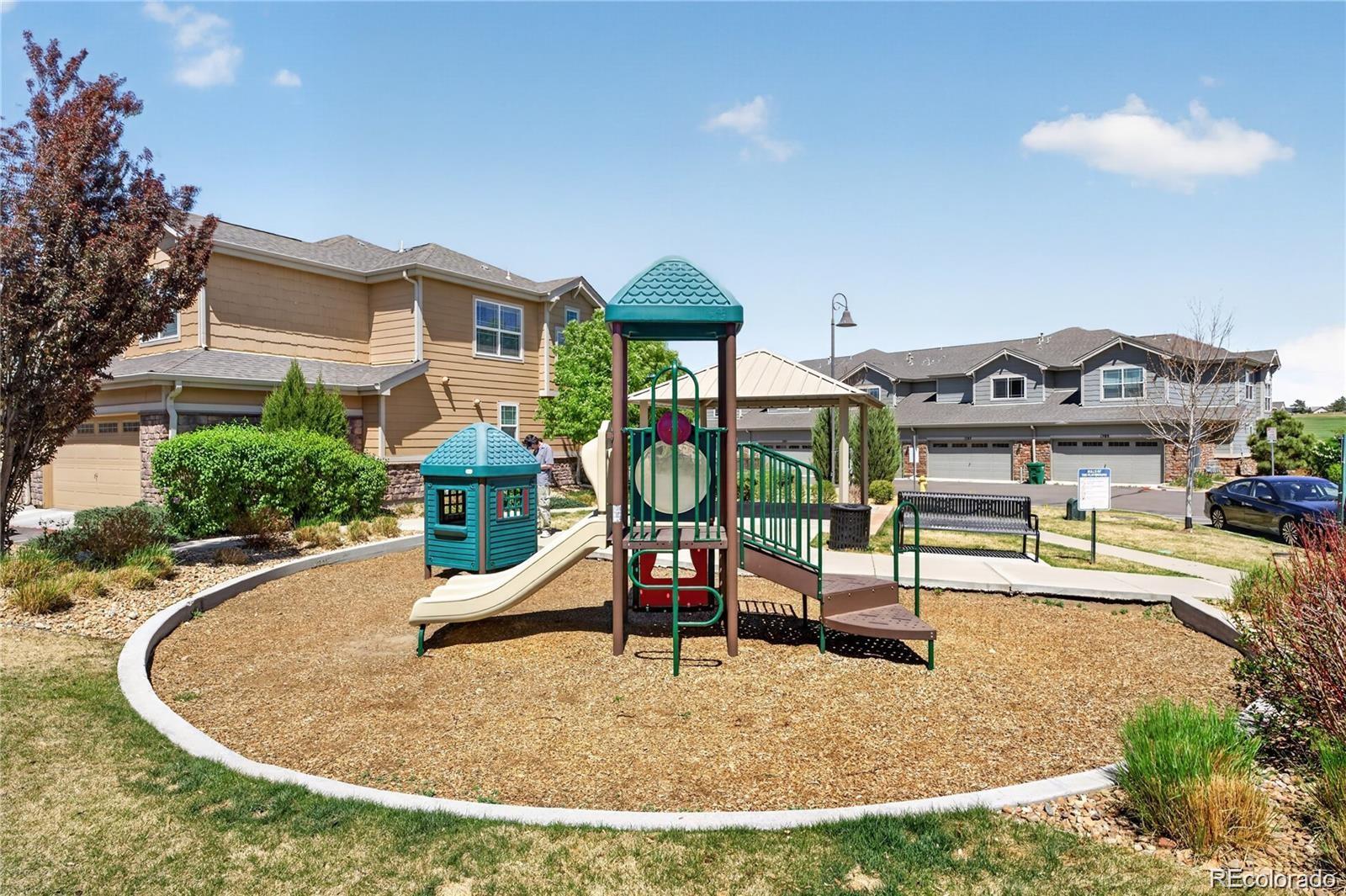 1756 S Buchanan Cir, Aurora, CO 80018