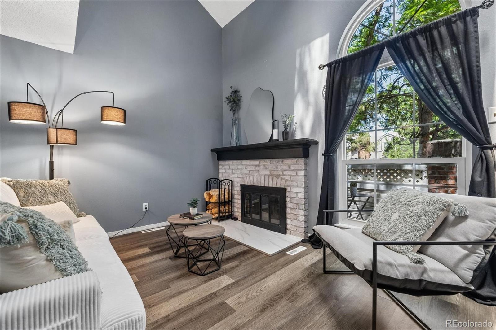 2913 W Long Cir #A, Littleton, CO 80120