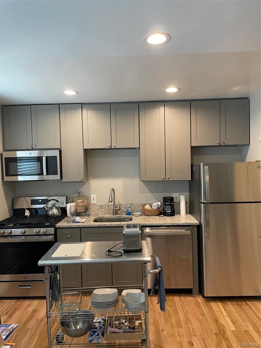 505 N Logan St #4, Denver, CO 80203