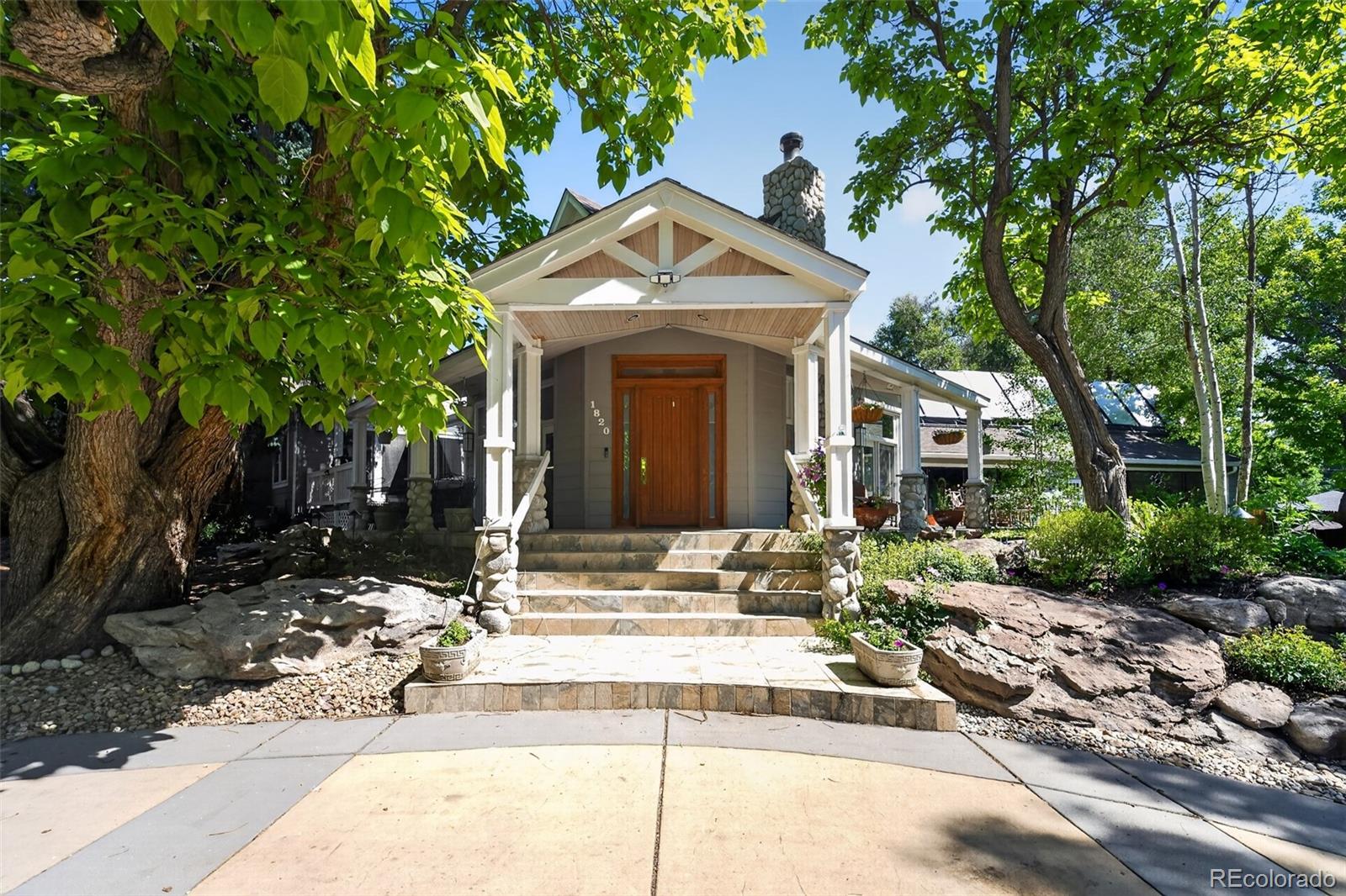 1820 Glen Ayr Dr, Lakewood, CO 80215
