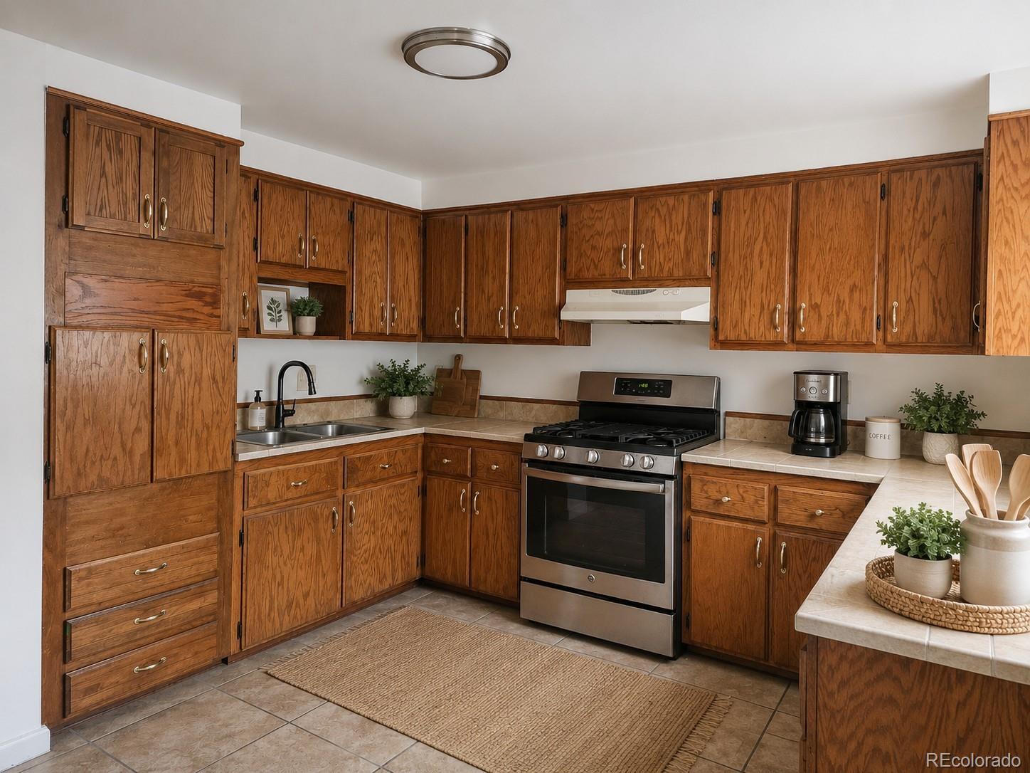 6680 Julian St, Denver, CO 80221