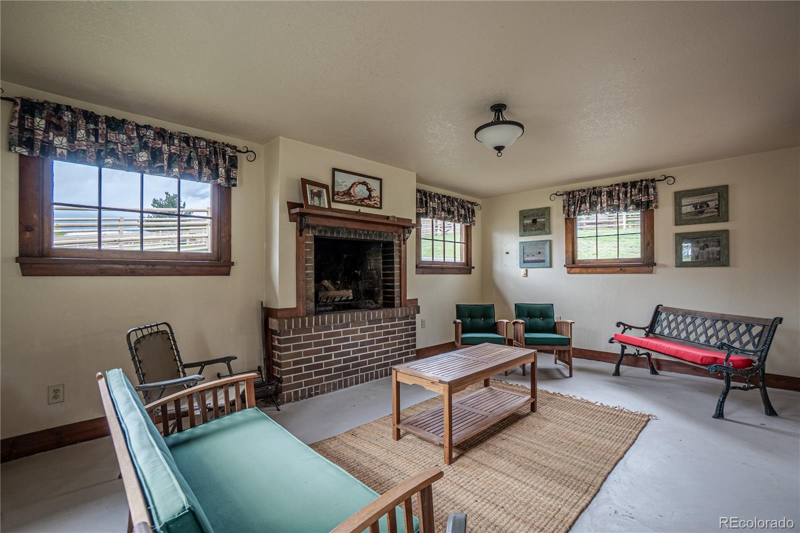 3282 Tomah Rd, Larkspur, CO 80118