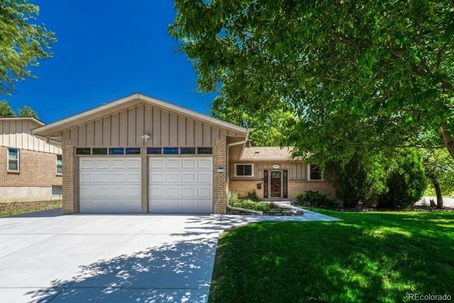 6904 E Villanova Pl, Denver, CO 80224