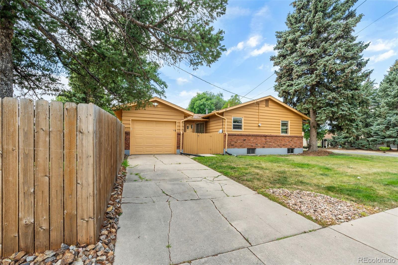 1713 Yuma, Colorado Springs, CO 80909