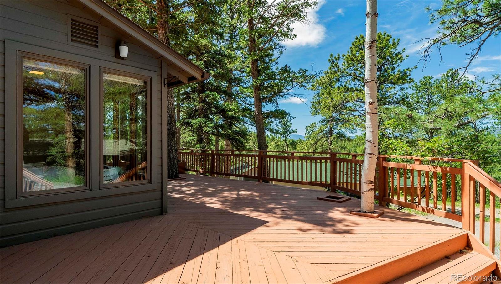 25997 Mountain View Rd, Golden, CO 80401
