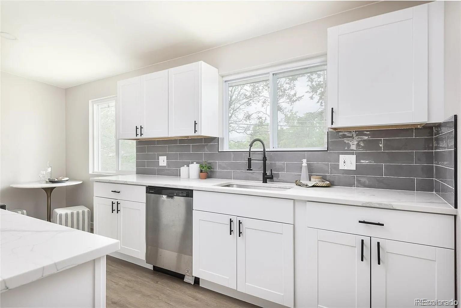 691 S Simms St, Lakewood, CO 80228