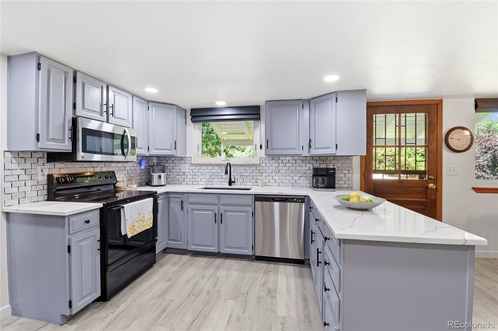 11039 E Colorado Dr, Aurora, CO 80012