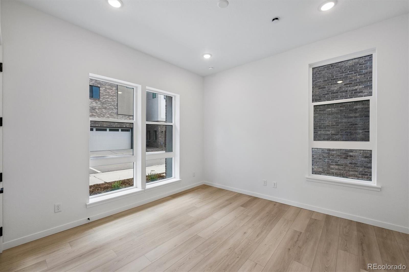 11472 E Briarwood Cir, Centennial, CO 80112
