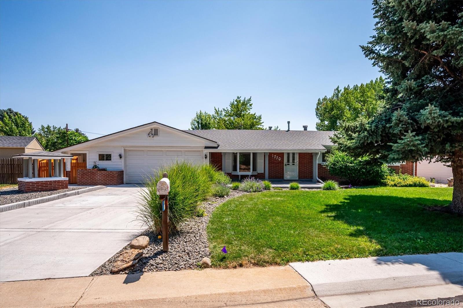 1770 Nelson St, Lakewood, CO 80215