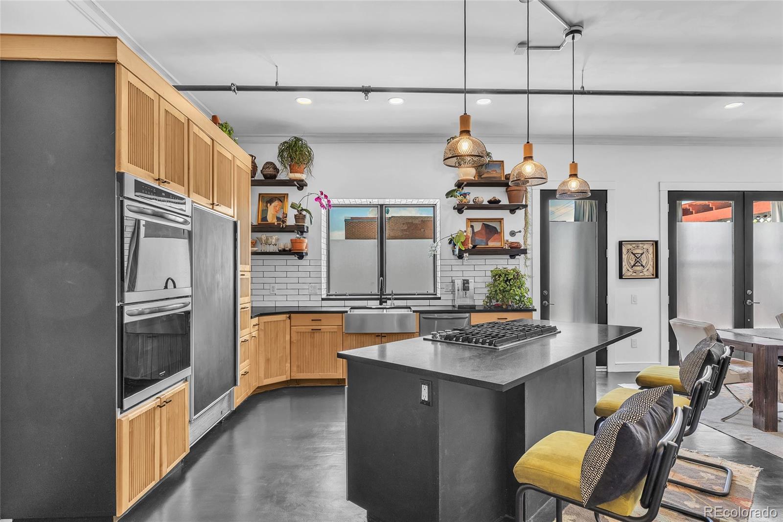 800 W 8th Ave #201, Denver, CO 80204