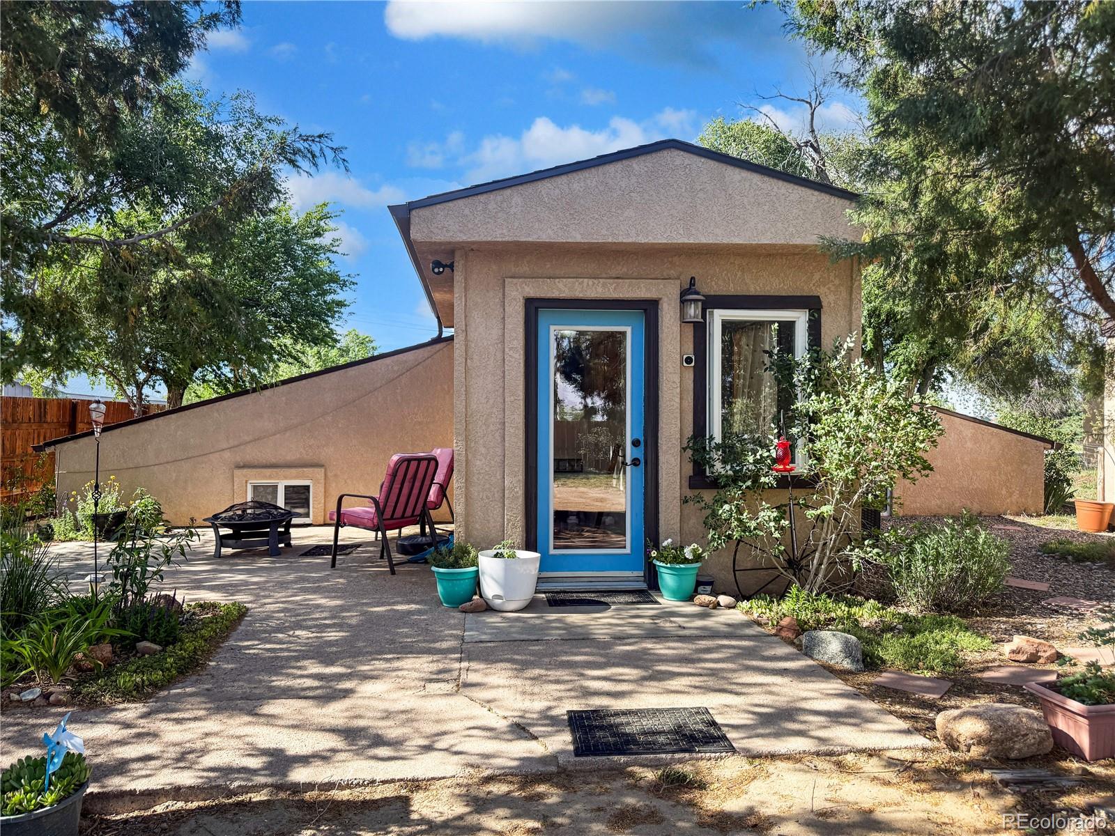 1327 Colorado St, Limon, CO 80828