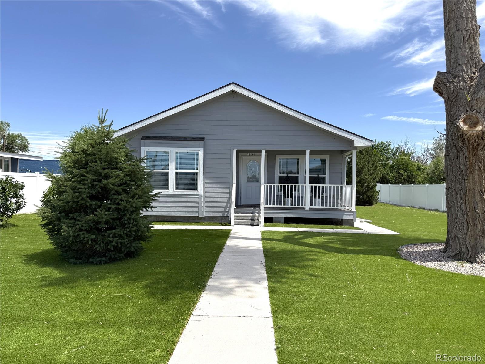 315 5th St, Hugo, CO 80821