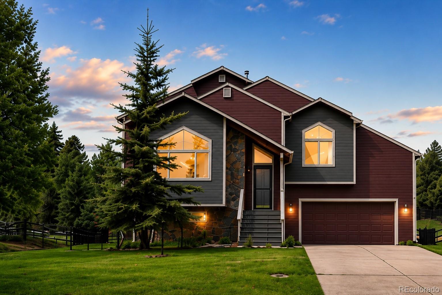 481 Black Bear Trl, Woodland Park, CO 80863