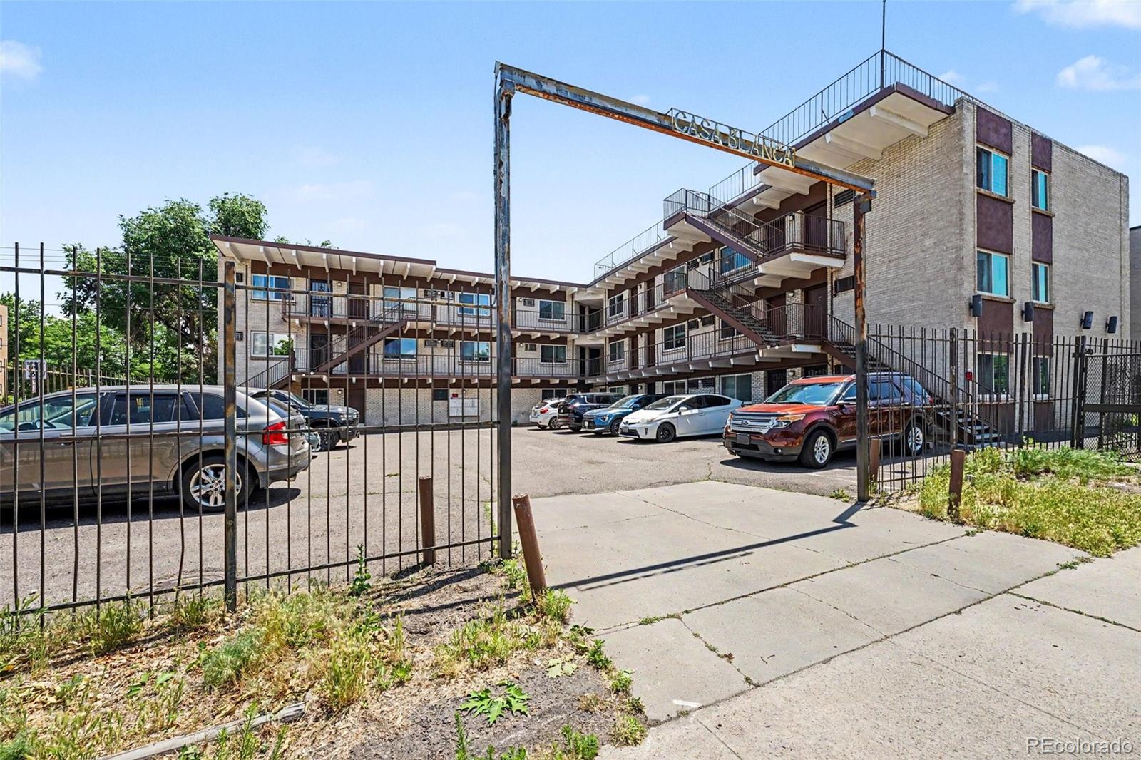 590 N Logan St #206, Denver, CO 80203