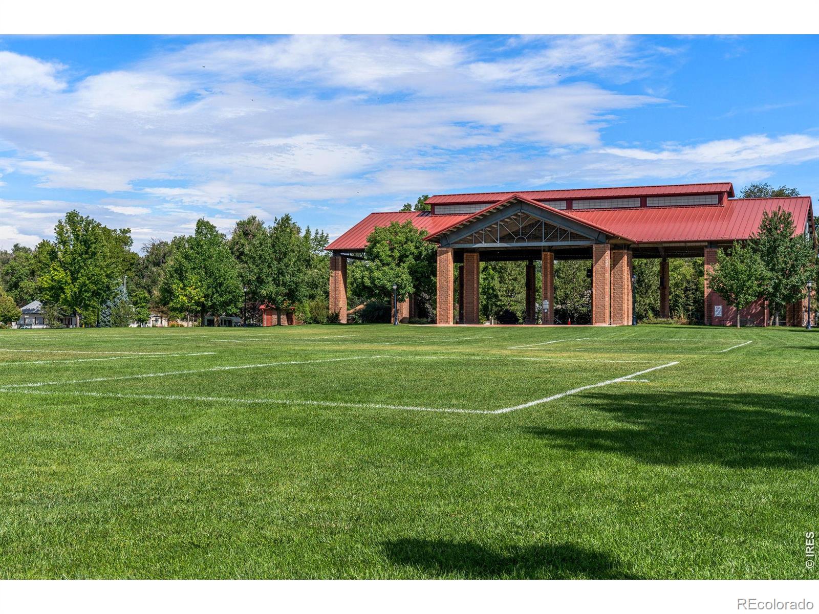 1008 Sugar Beet Cir, Longmont, CO 80501