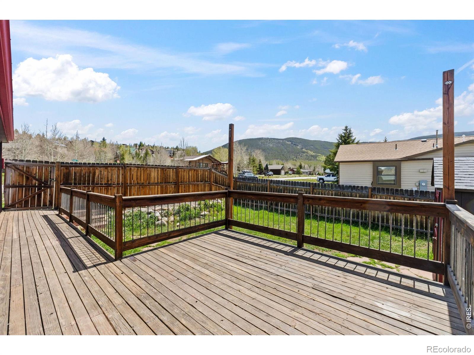 631 Summit Dr, Dillon, CO 80435