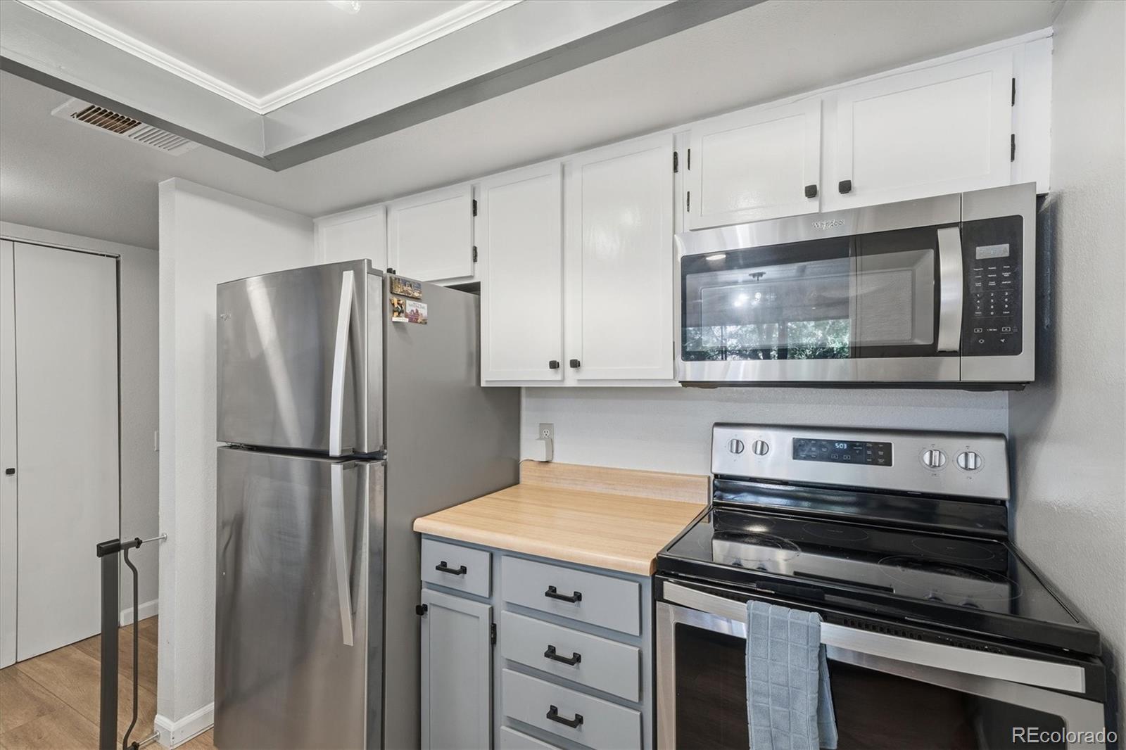 13902 E Stanford Cir #A06, Aurora, CO 80015
