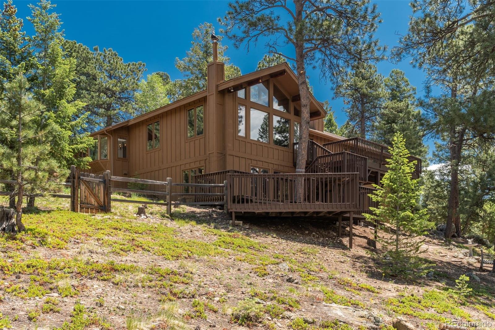 7637 Centaur Dr, Evergreen, CO 80439