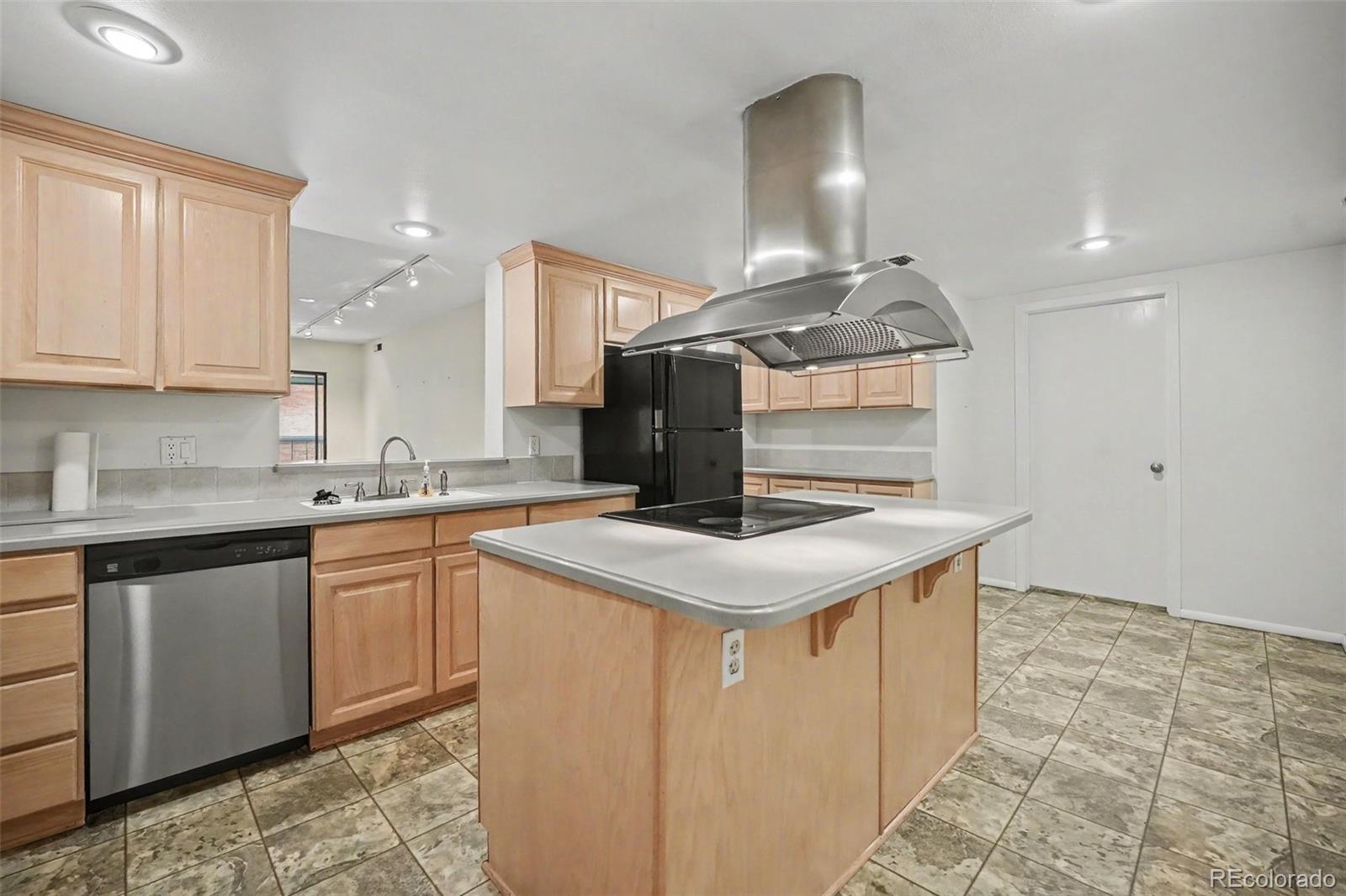 1777 Larimer St #708, Denver, CO 80202
