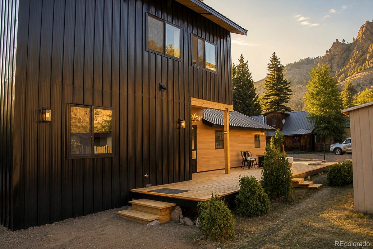 112 E 1st St, Creede, CO 81130