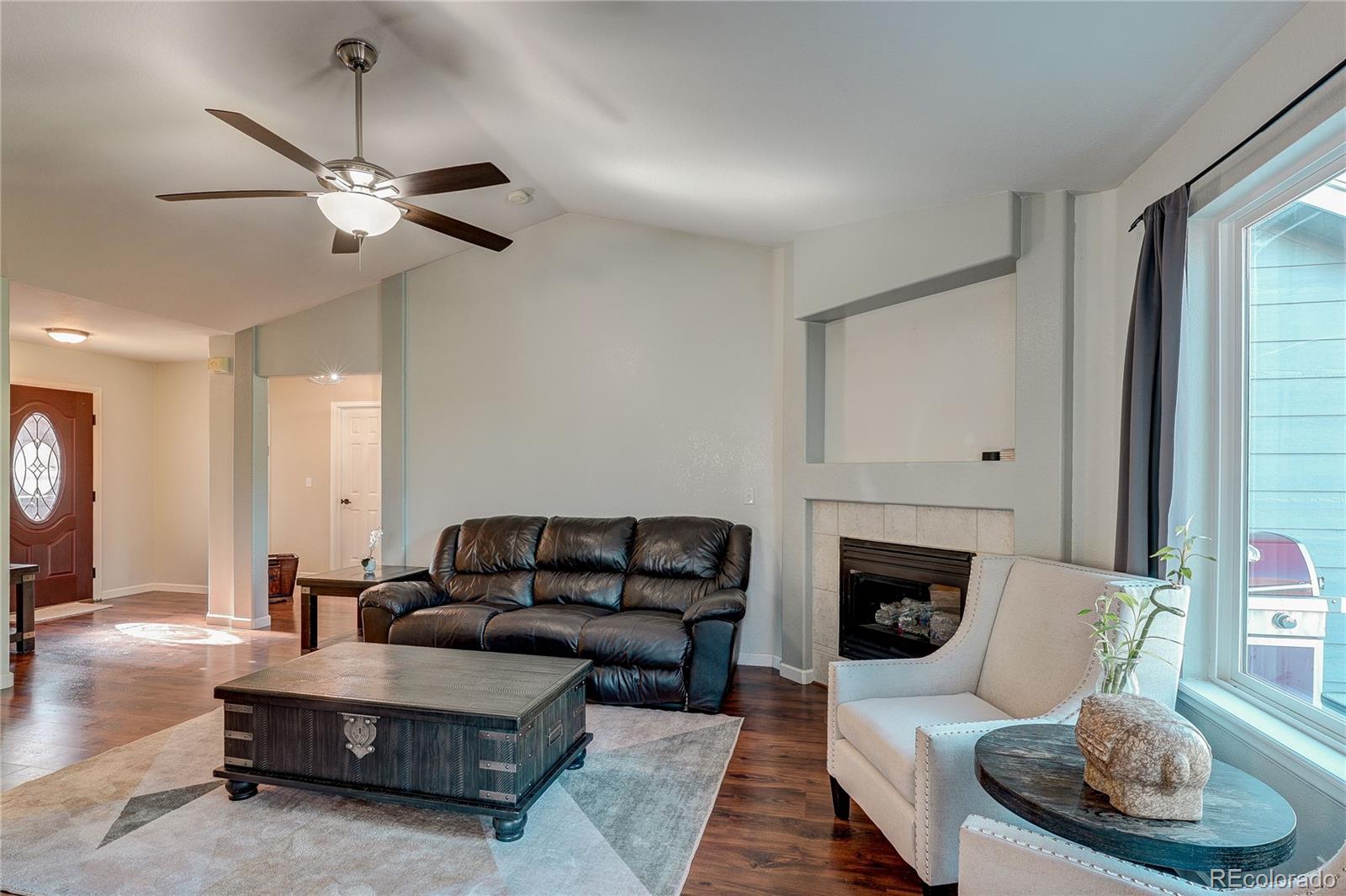 5647 S Quatar Ct, Centennial, CO 80015