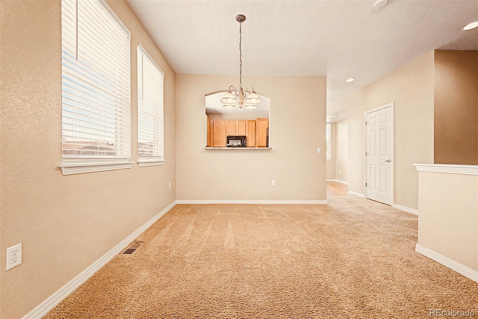 9494 Ashbury Cir #101, Parker, CO 80134