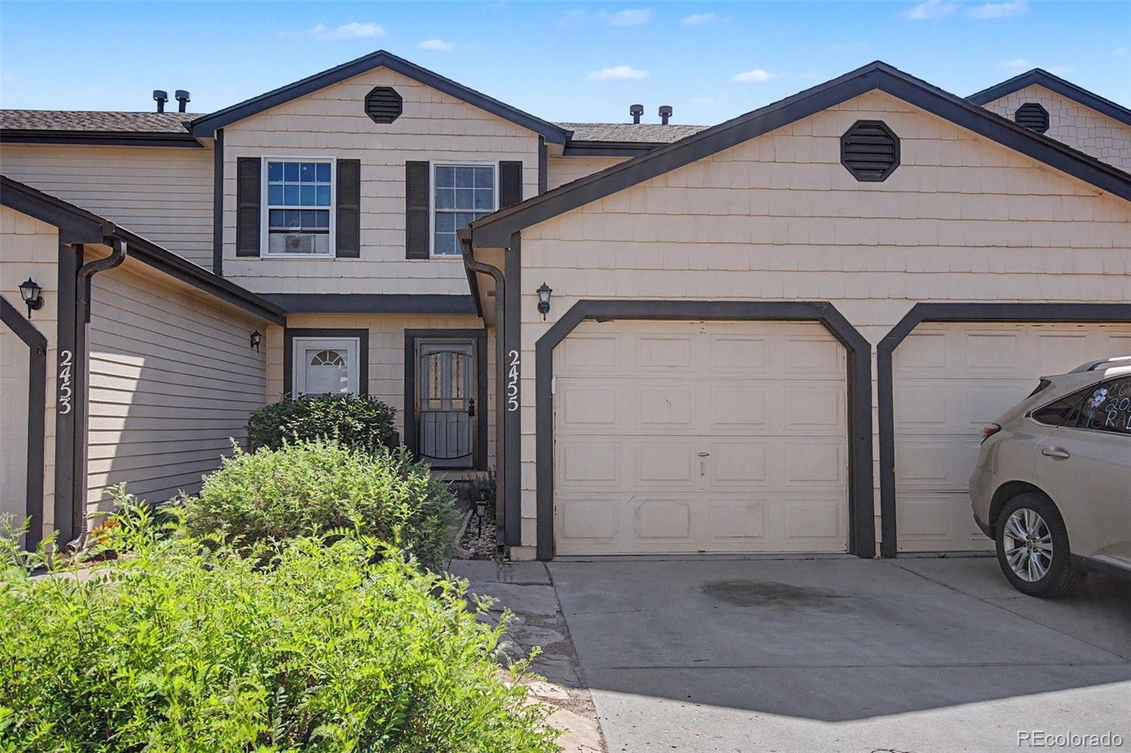 2455 Lexington Village Ln, Colorado Springs, CO 80916