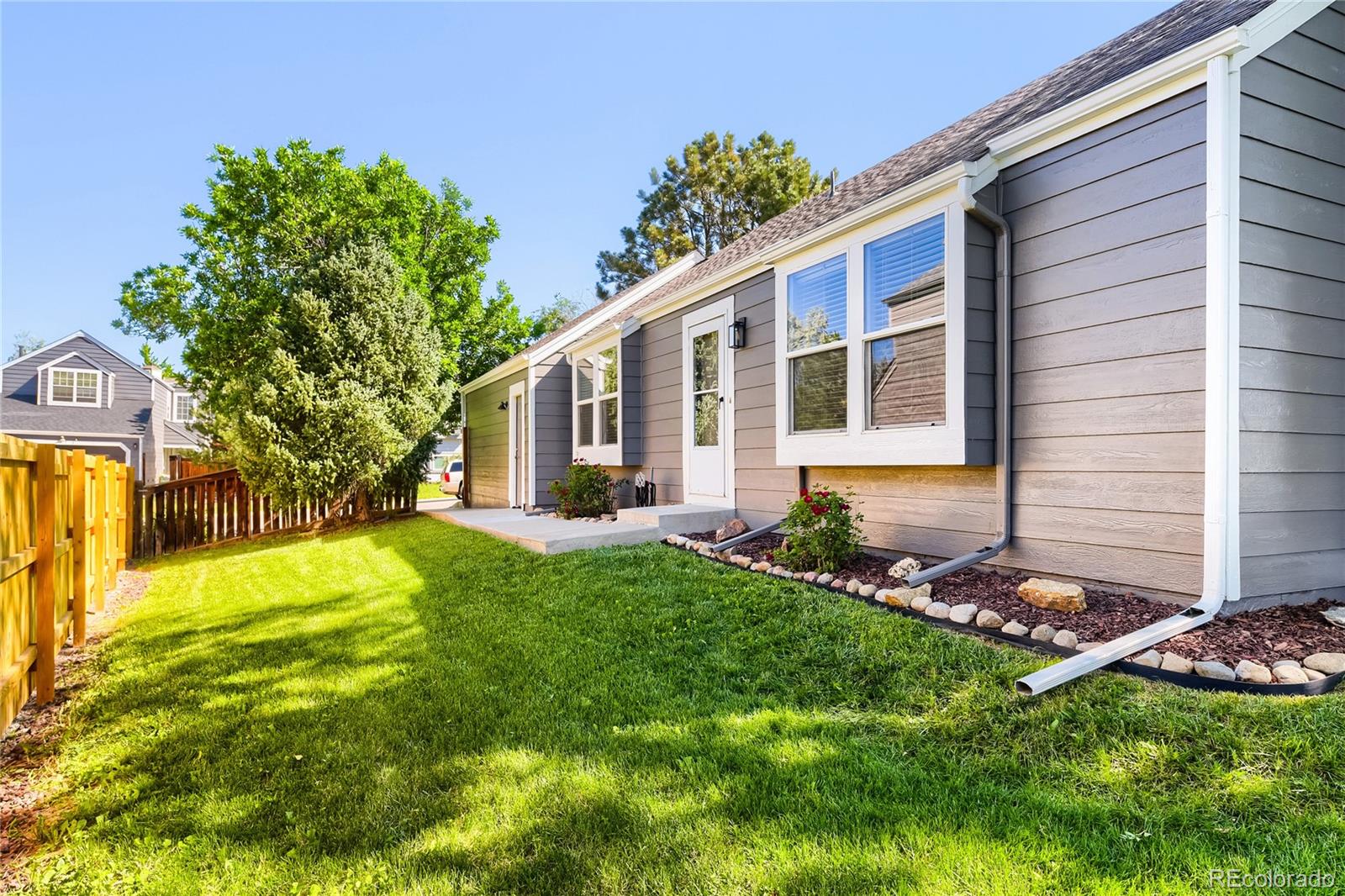 9876 W Friend Pl, Littleton, CO 80128