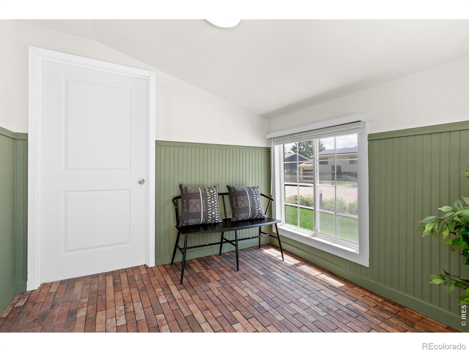 272 Ley Dr, La Salle, CO 80645