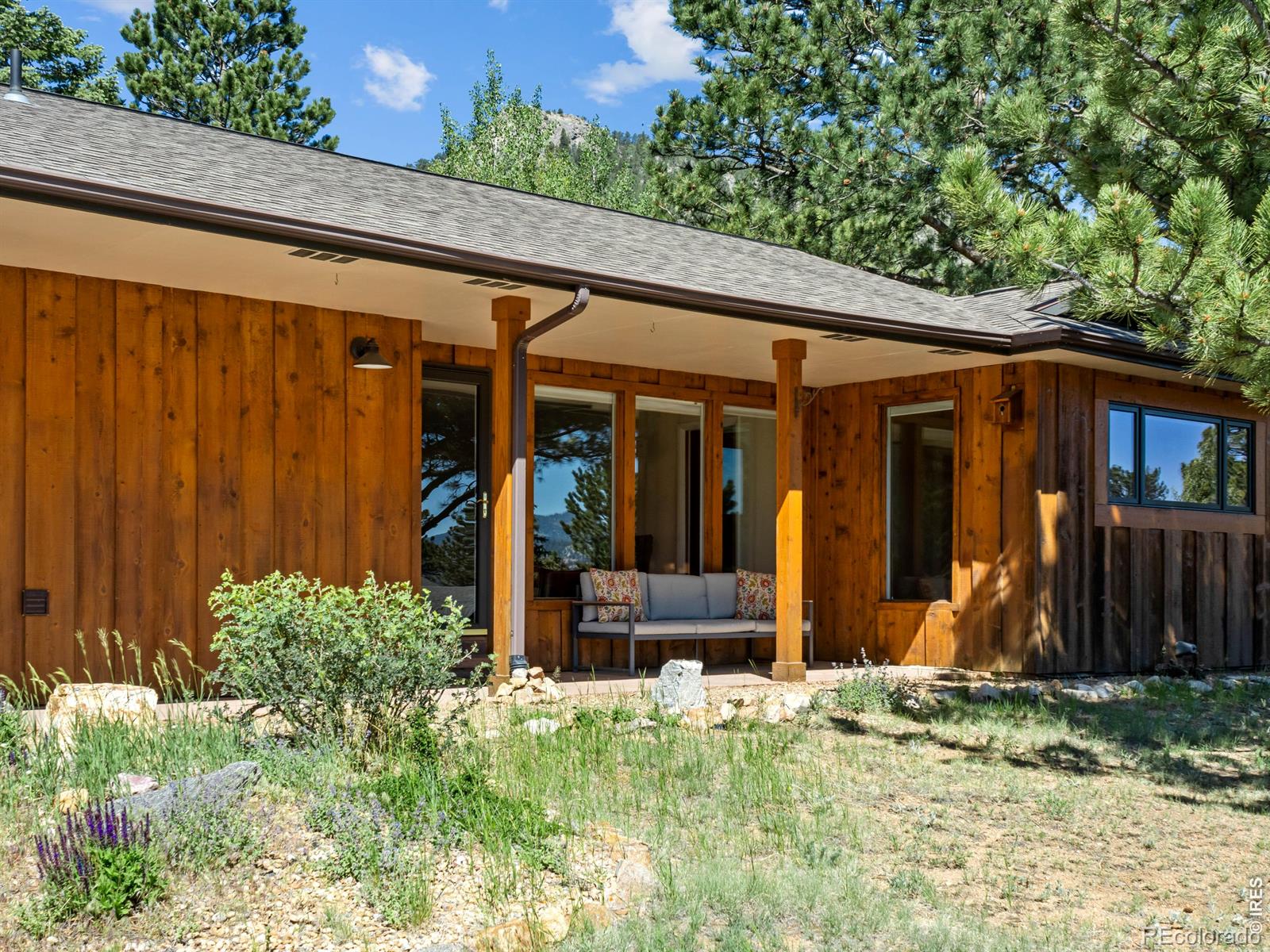 1032 Tranquil Ln, Estes Park, CO 80517