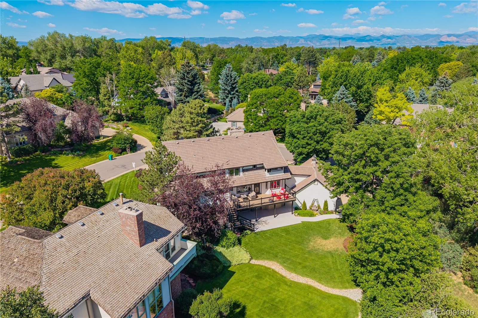 1519 E Maplewood Ct, Littleton, CO 80121