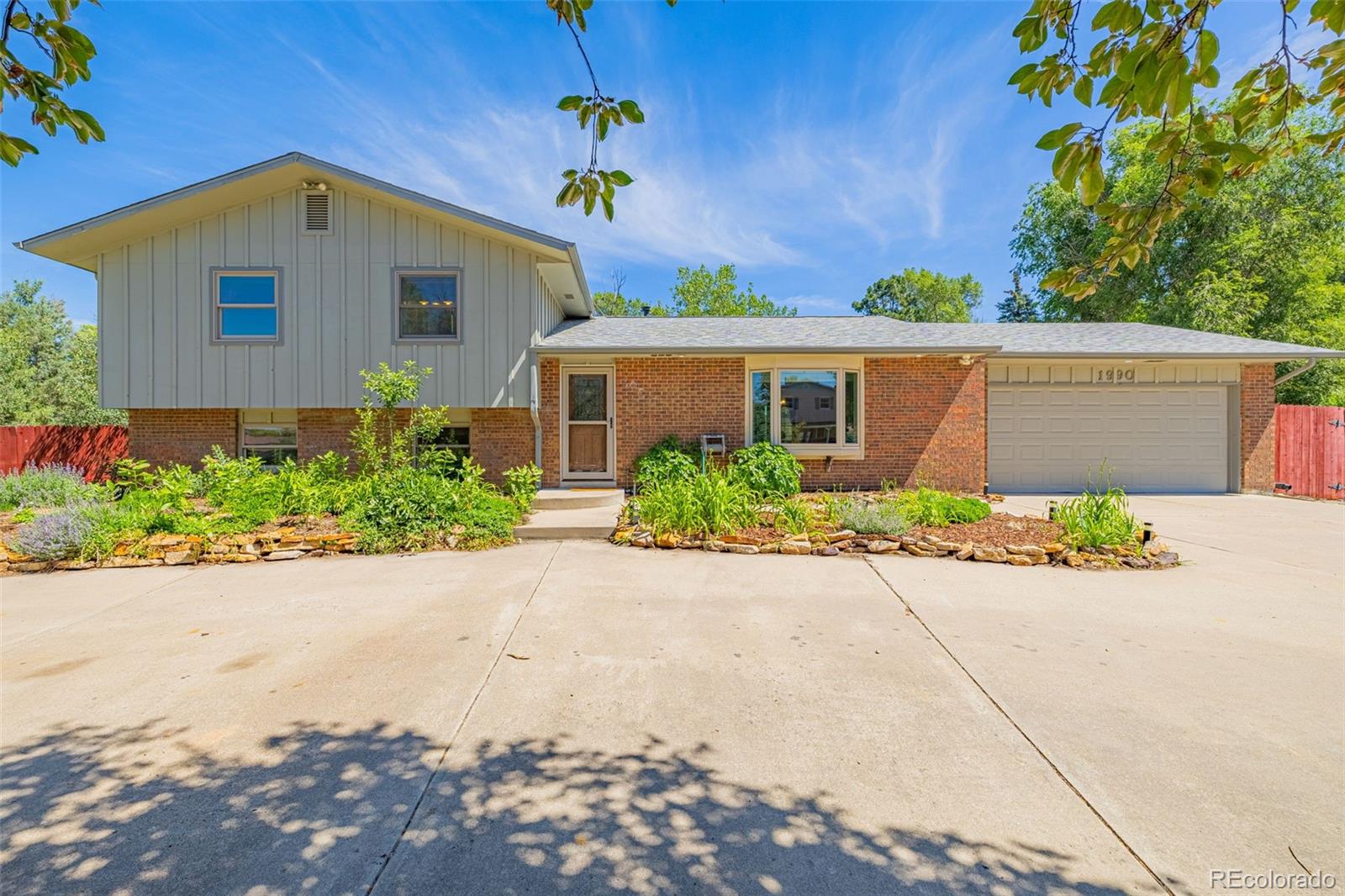 1990 Brookwood Dr, Colorado Springs, CO 80918