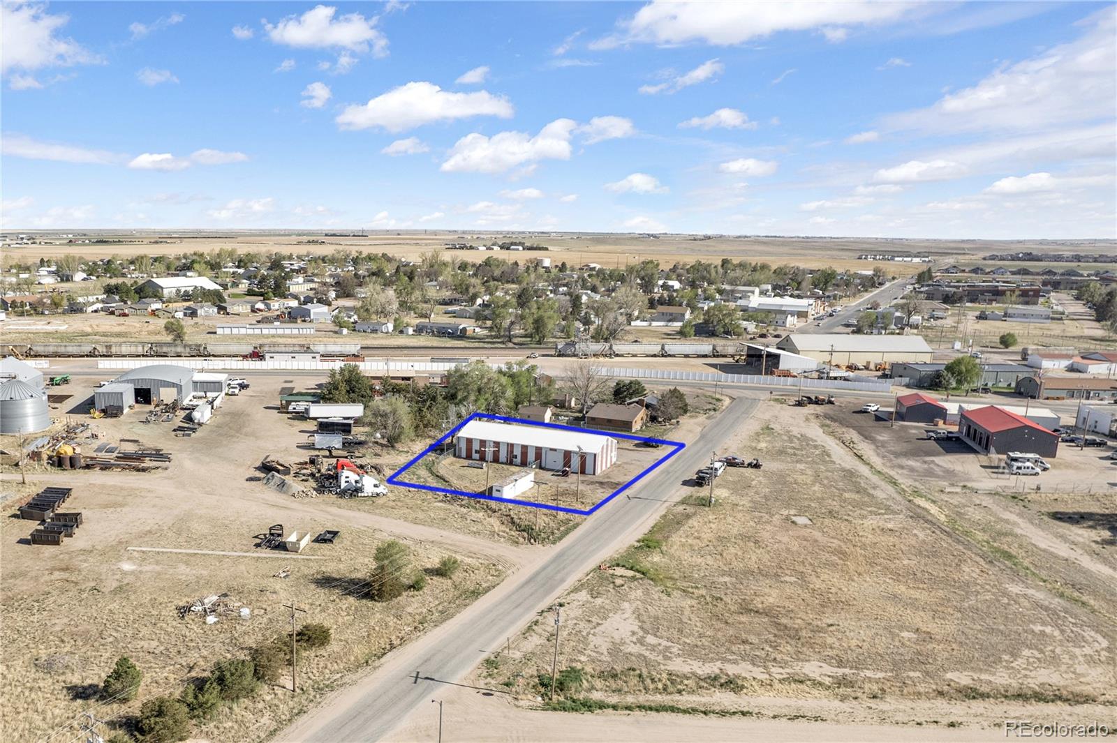 104 N Main St, Wiggins, CO 80654