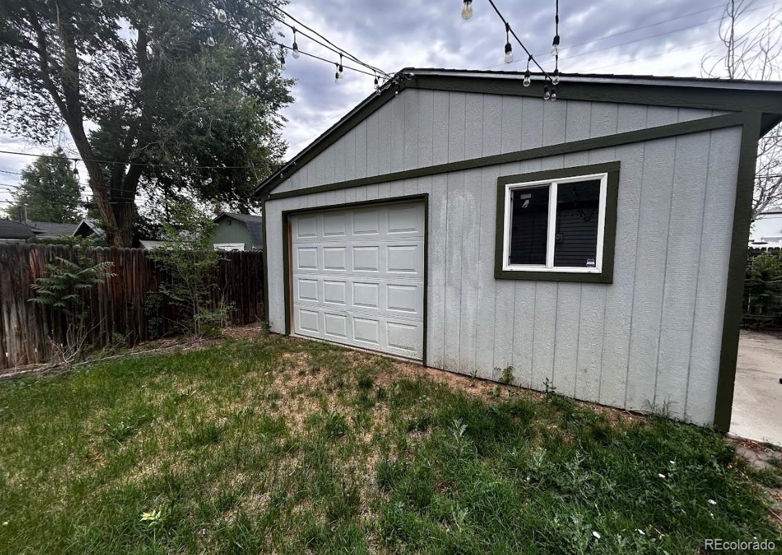 2820 S Acoma St, Englewood, CO 80110