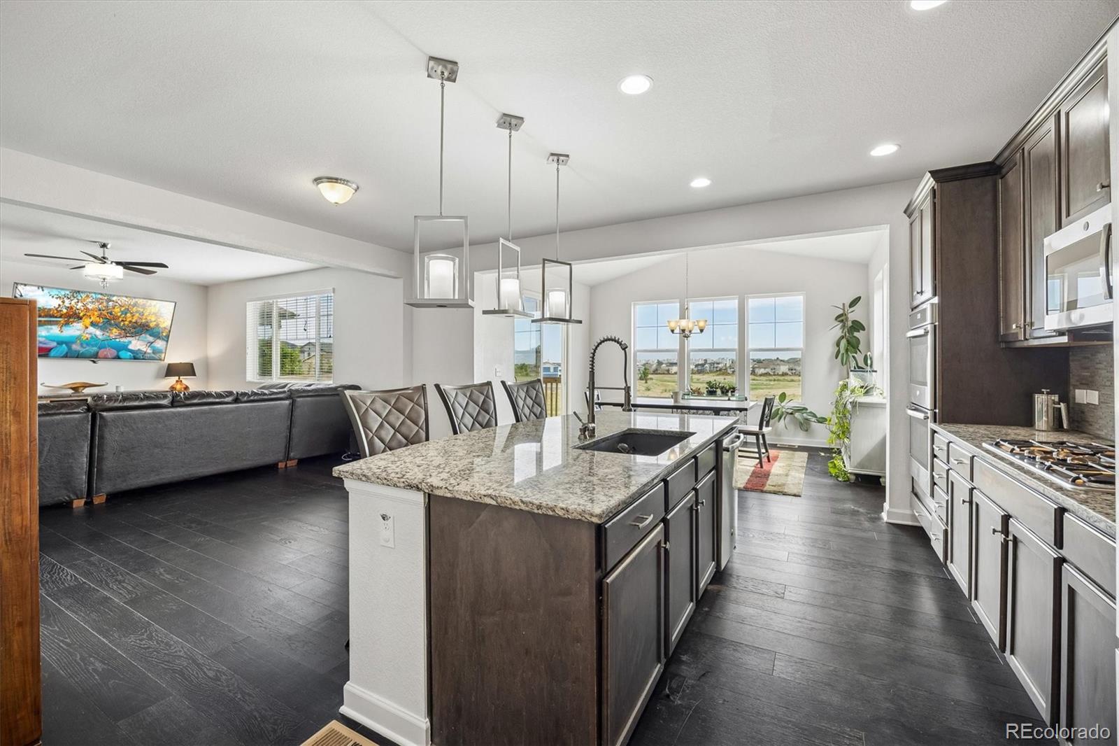21447 E Union Pl, Aurora, CO 80015