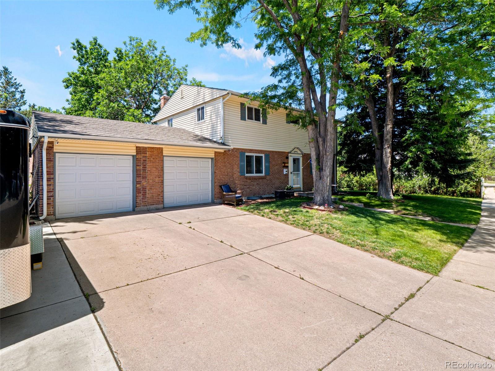 7329 S Tamarac Ct, Englewood, CO 80112