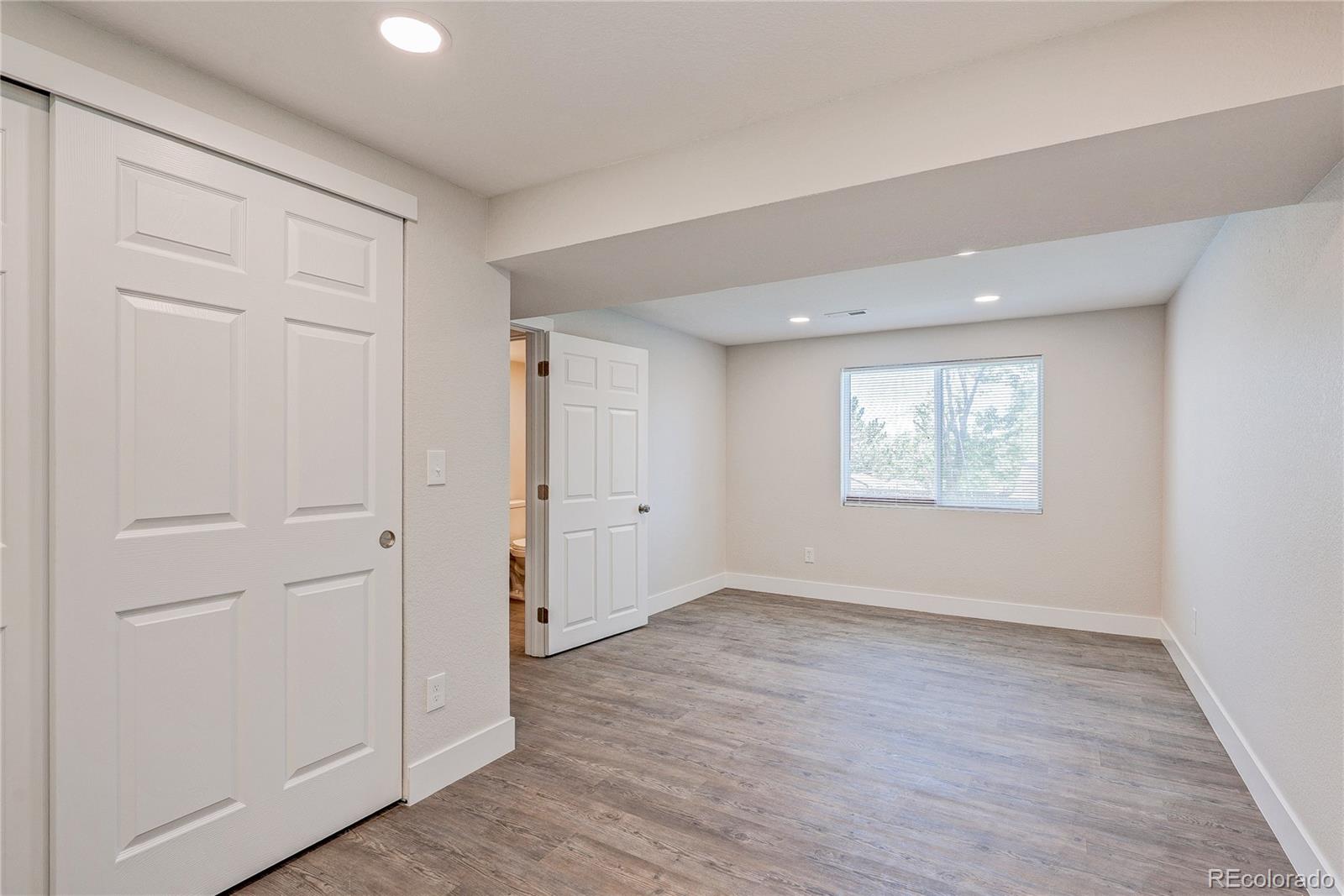 3100 S Dale Ct, Englewood, CO 80110