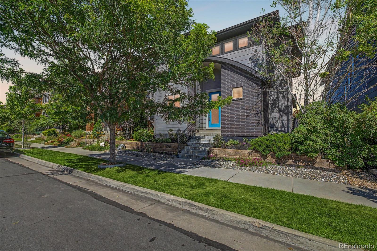 6710 Larsh Dr, Denver, CO 80221
